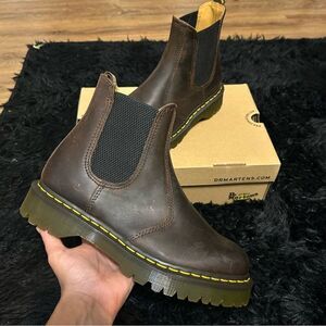 DR MARTENS 27896 leather ankle Chelsea boots booties shoes women’s 9 new